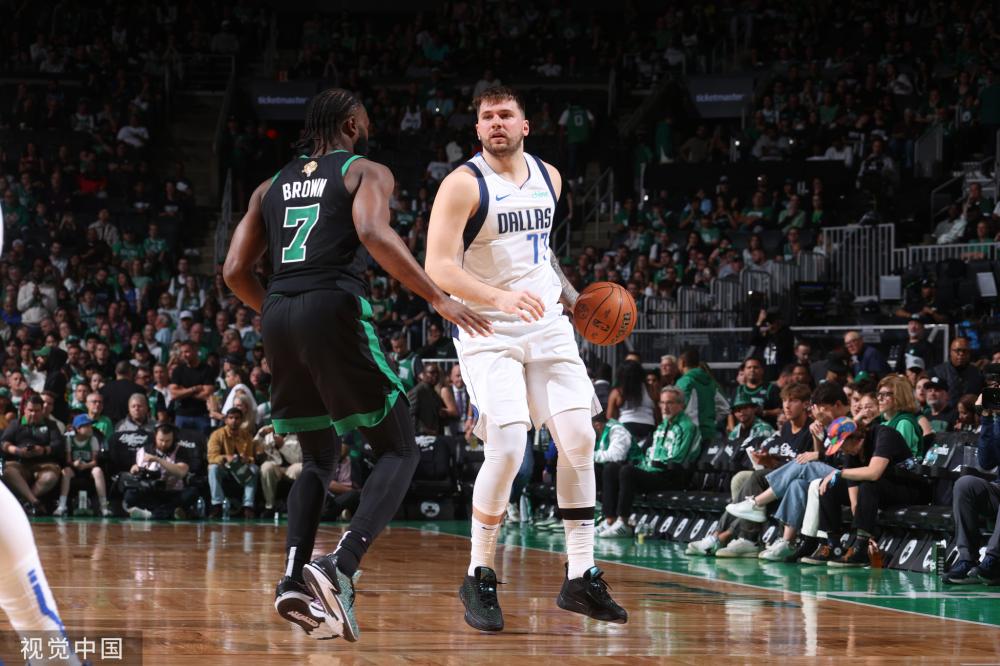 险胜劲敌 险胜劲敌