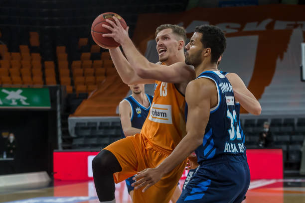 活的战术调 活的战术调