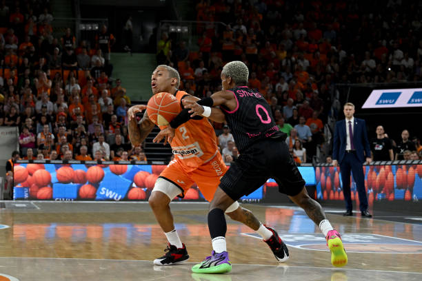 恰恰为樊振 恰恰为樊振