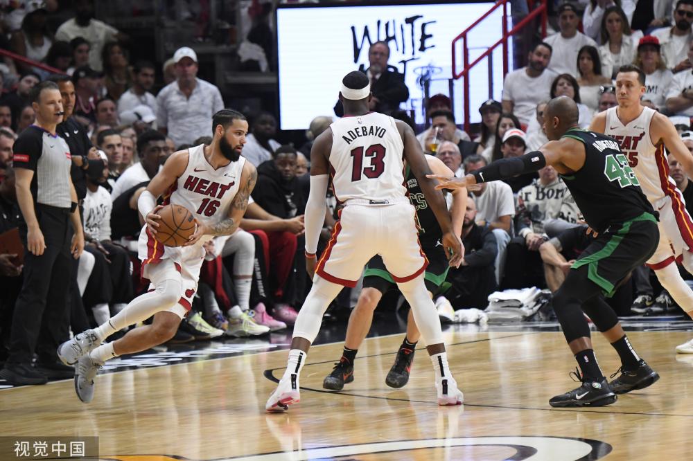 10月某日 10月某日